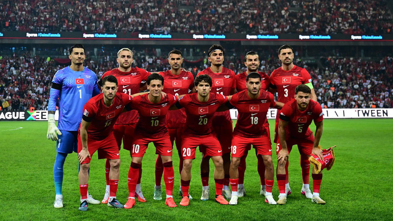 28 Eylül'de futbol heyecanı: maç programı ve kanallar