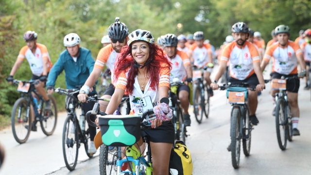 324 bisikletçi Kandıra’da farklı rotalarda pedal çevirdi