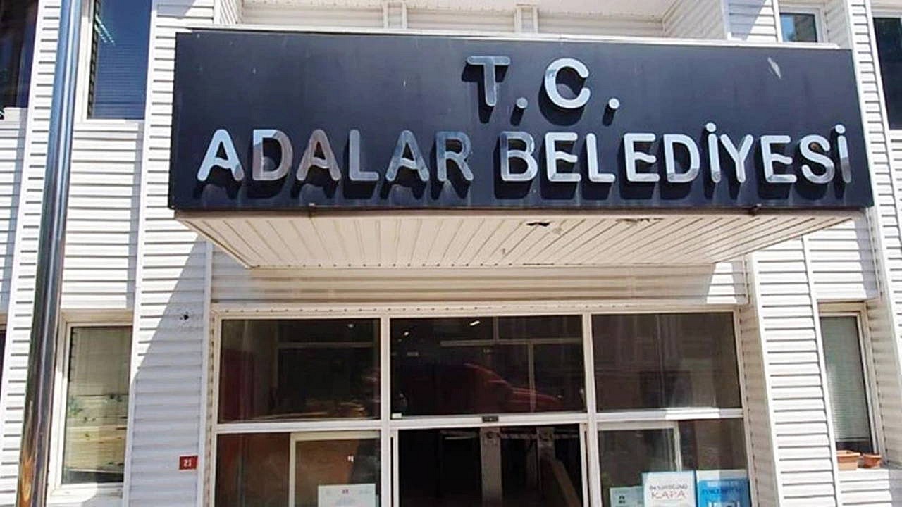 Adalar Belediye Başkanvekilliği AKP'ye geçti