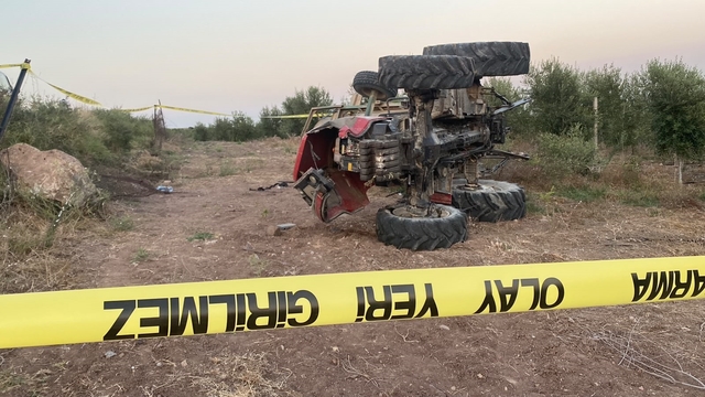 Adana'da traktör devrildi, bir kişi yaşamını yitirdi