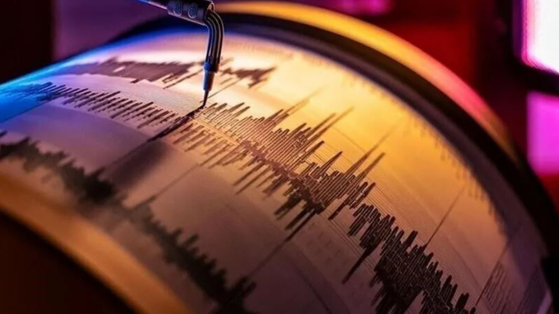 Adana Saimbeyli'de 5 büyüklüğünde deprem kaydedildi
