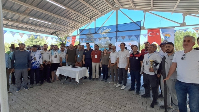 Ağın'da 1. uluslararası Fırat turnası yapıldı