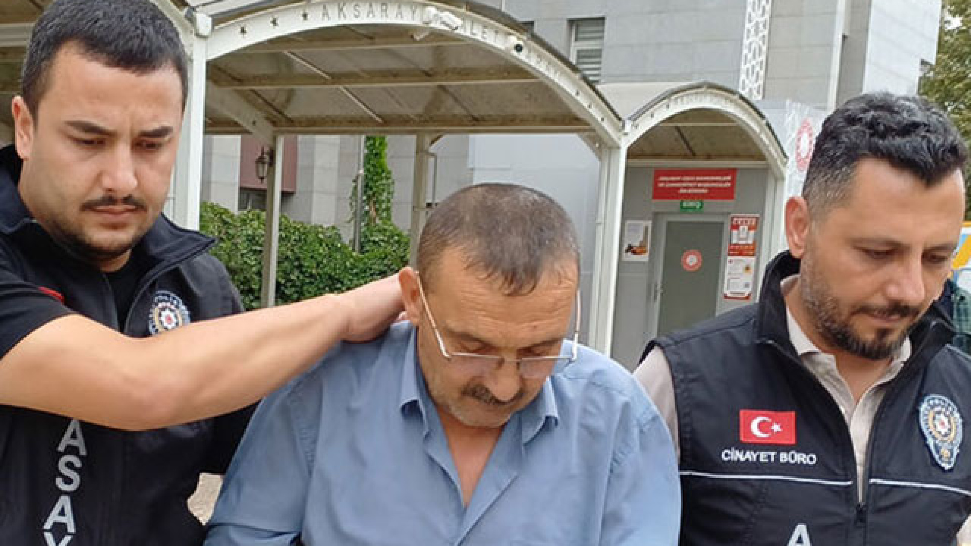 Aksaray'da bıçakla yaralanan kadının durumu ağır