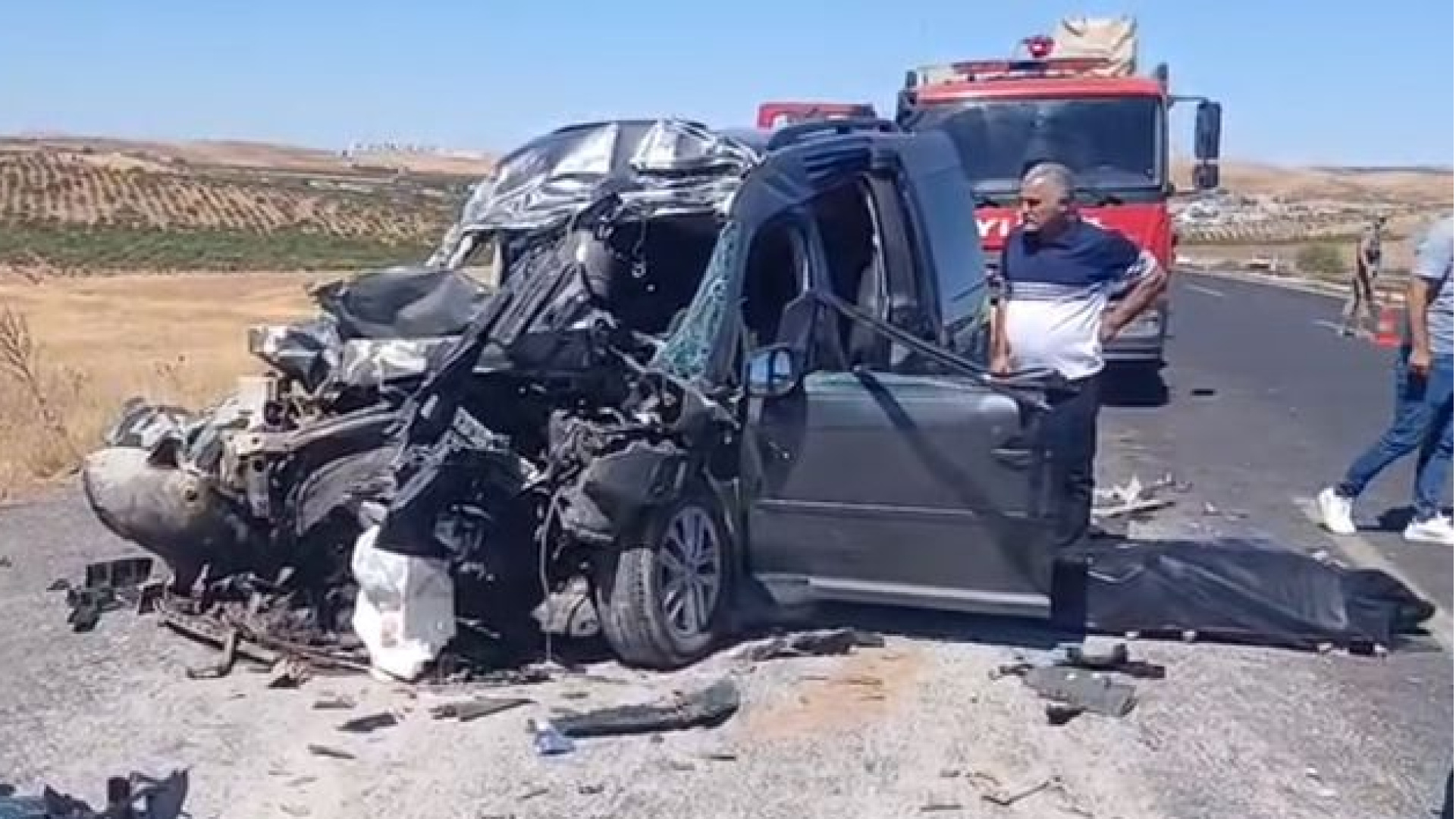Şanlıurfa'da feci kaza: 5 kişilik aile hayatını kaybetti