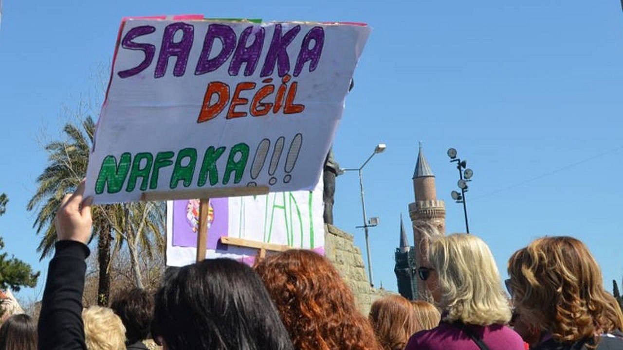 AYM, süresiz nafaka hükmünü iptal etti
