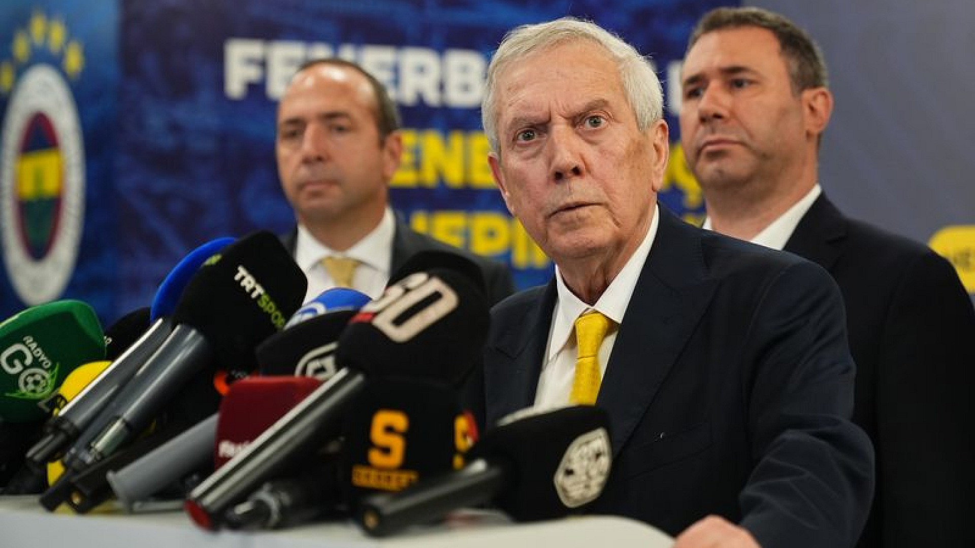 Aziz Yıldırım'dan İsmail Kartal açıklaması: başındadır