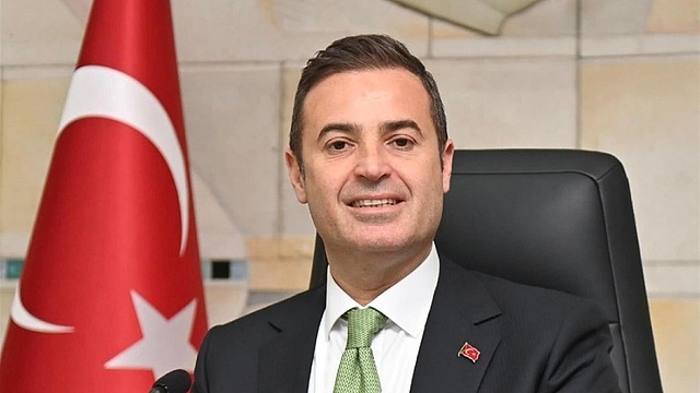 Başkan Akın'dan vatandaşa suya yüzde 20 indirim