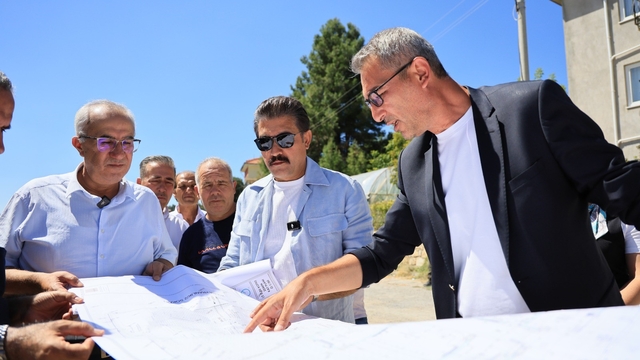 Başkan Arslan, Çameli'de diyaliz merkezi inşaatını inceledi