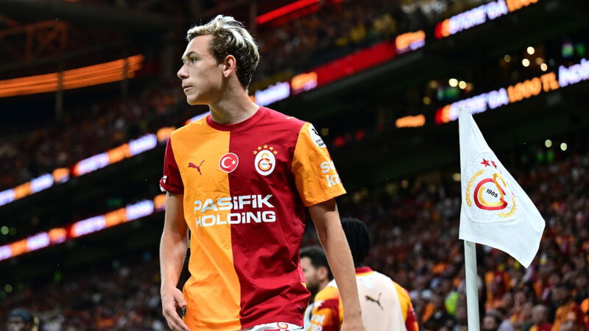 Batrakov'un Galatasaray'daki geleceği merak ediliyor