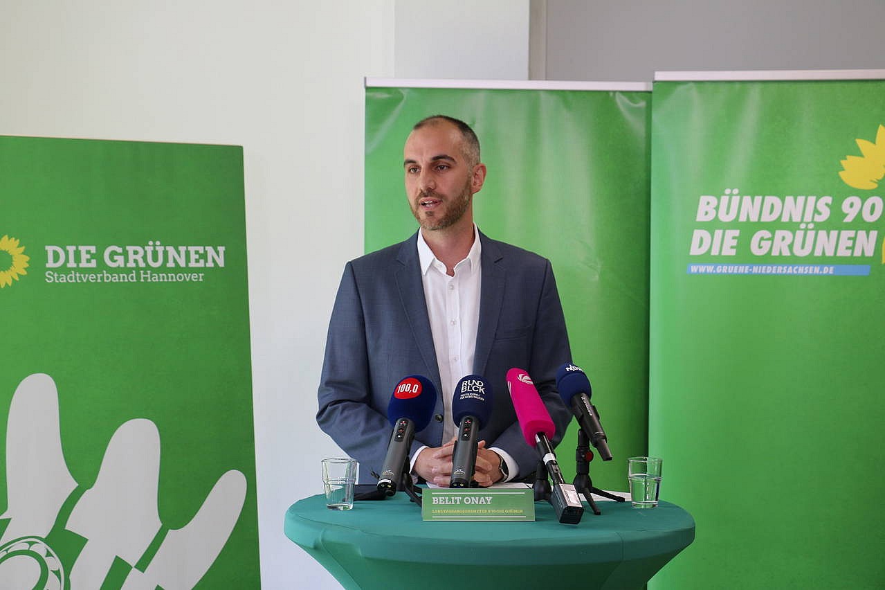 Belit Onay, Hannover'de ikinci kez belediye başkanı seçildi