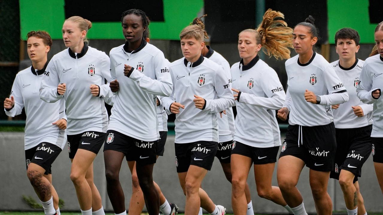 Beşiktaş'ın Giresun Sanayispor maçı tatil edildi