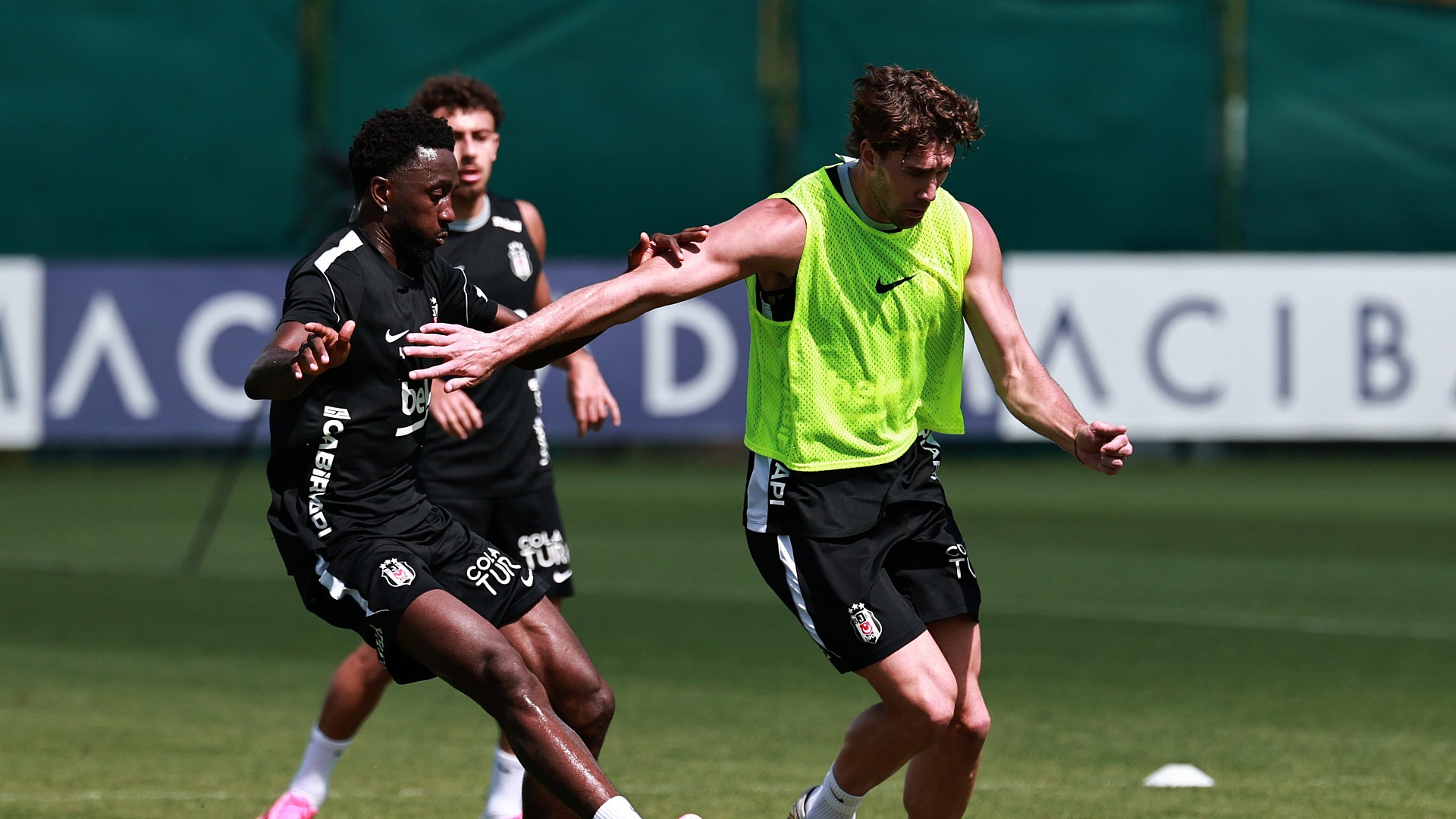 Beşiktaş, Marsilya ile UEFA maçına hazırlanıyor