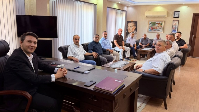 Buharkent muhtarları kaymakam haydaroğlu ile bir araya geldi