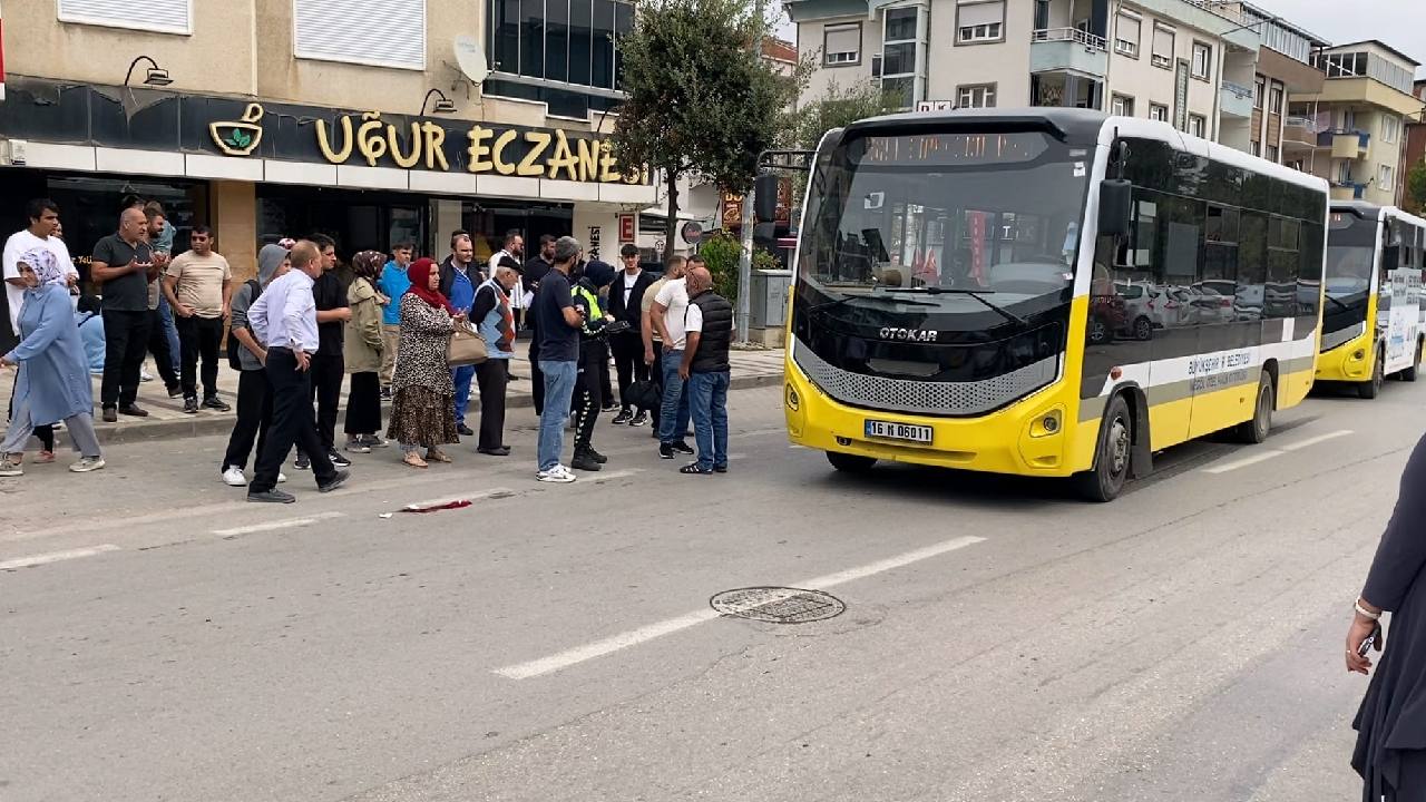 Bursa'da özel halk otobüsü kadına çarptı, şoför gözaltında