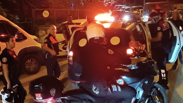 Bursa'da taksiden ateş açılması polisi alarma geçirdi