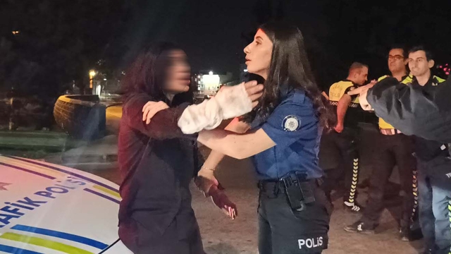 Bursa'da ters yöne giren sürücü, polise direndi