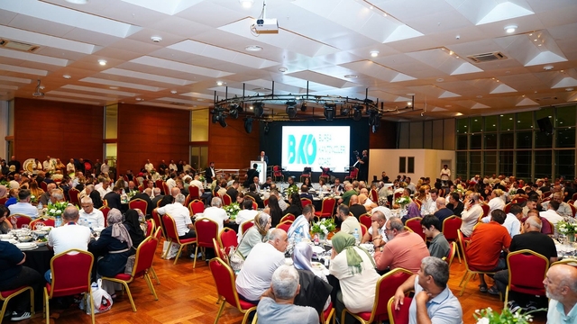 Bursalı kantinciler ve siyasetçiler toplantıda buluştu