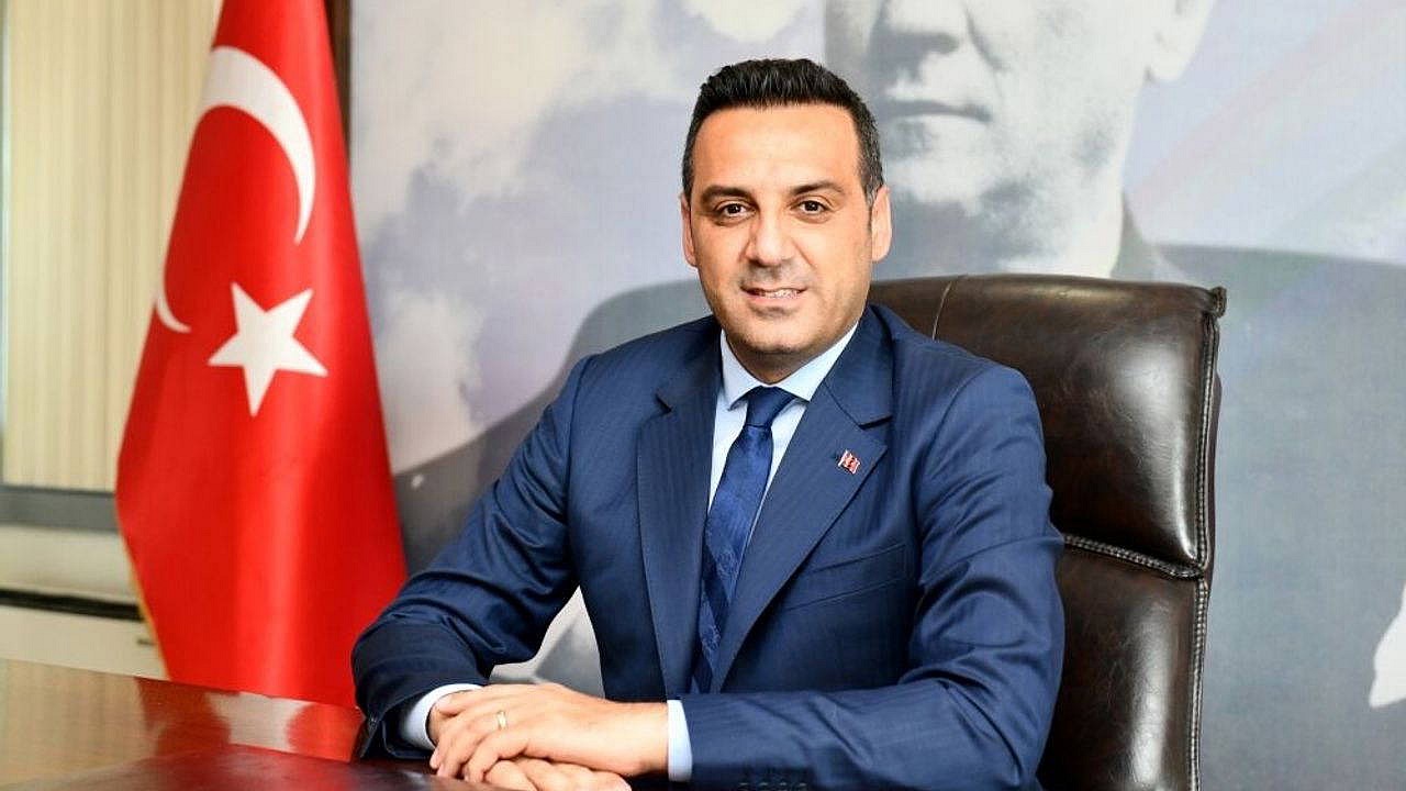 Çiğli Belediye Başkanı Yıldız, AKP'ye katılacak mı?