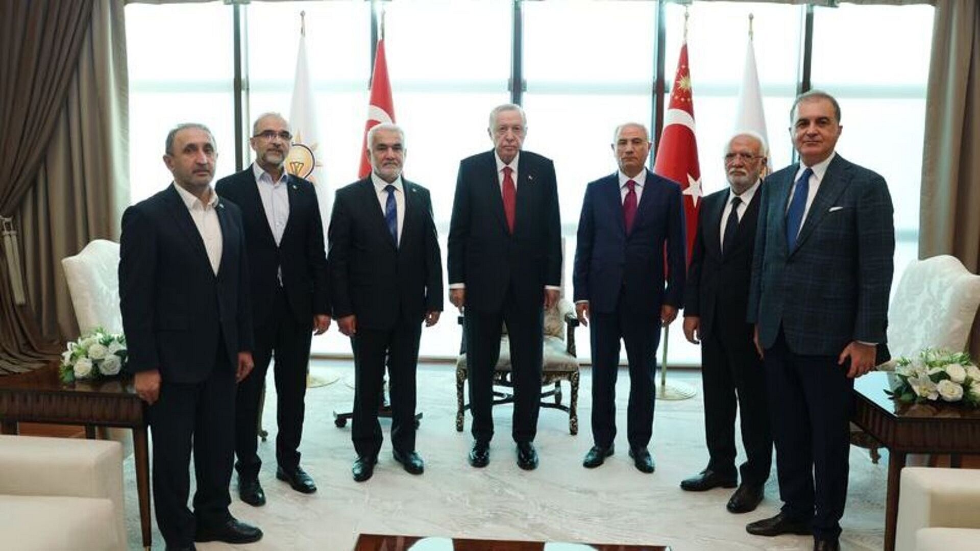 Erdoğan, HÜDA PAR Başkanı Yapıcıoğlu'nu ağırladı