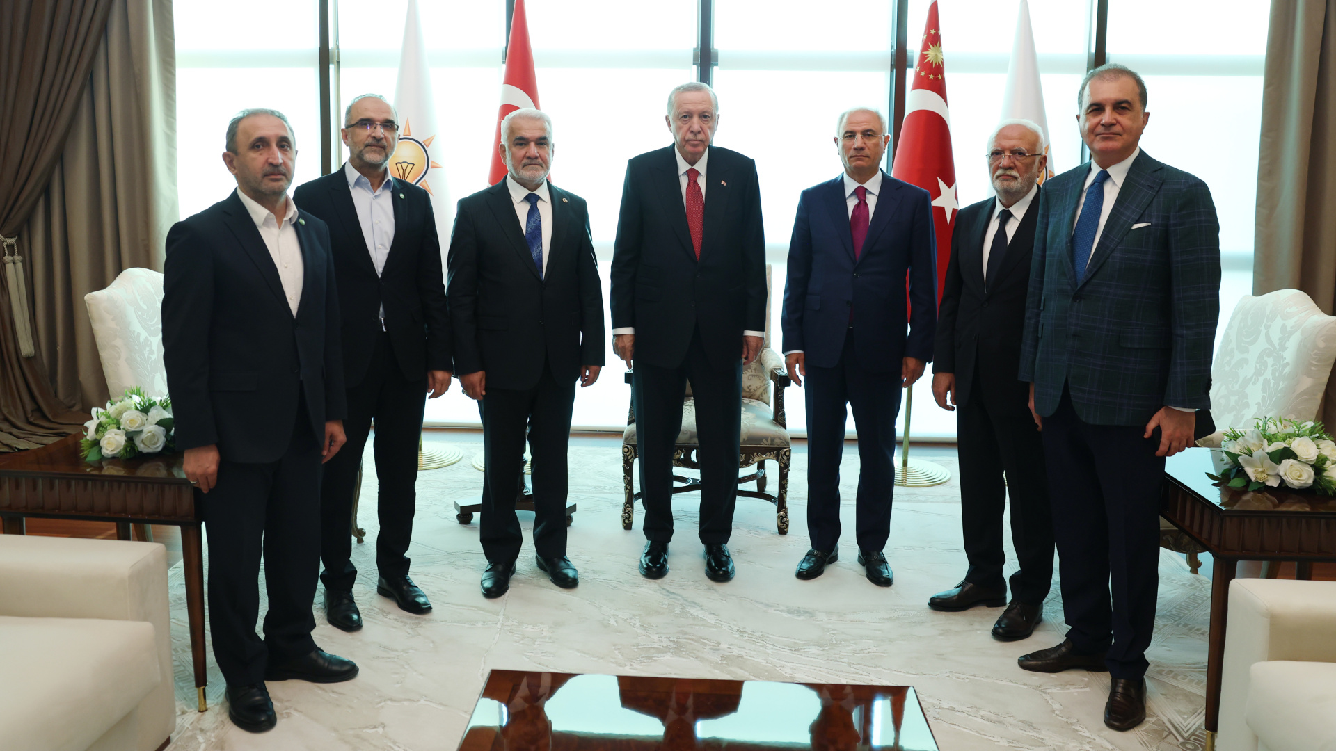 Erdoğan, Hüda Par Genel Başkanı Yapıcıoğlu'nu ağırladı