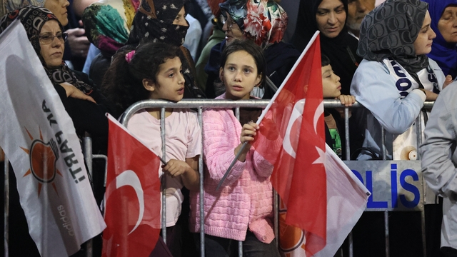 Cumhurbaşkanı Erdoğan Rize'de vatandaşlarla buluştu