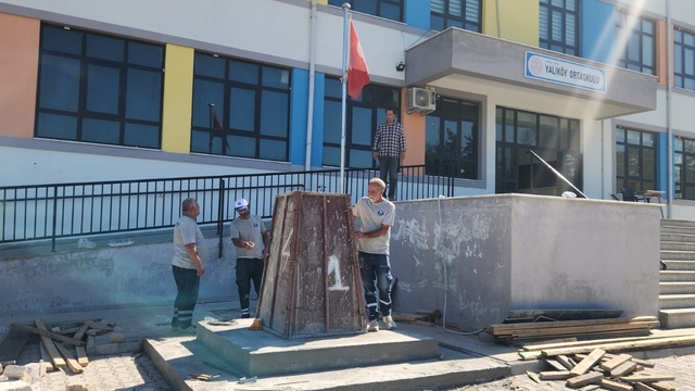 Didim Belediyesi okullarda eğitim yılı için hazırlık yaptı