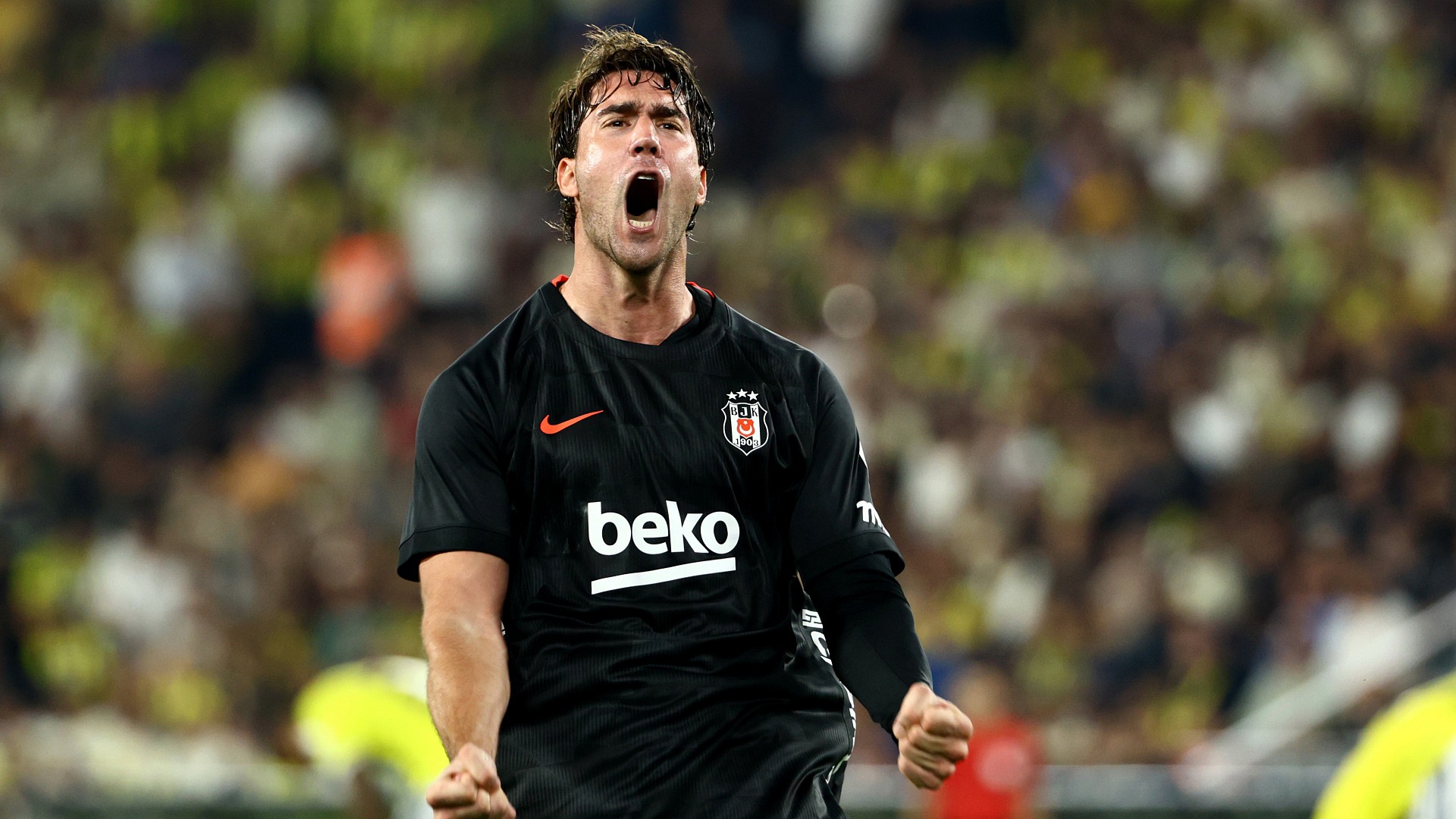 Dusan Vlahovic'e 1 maç men cezası verildi