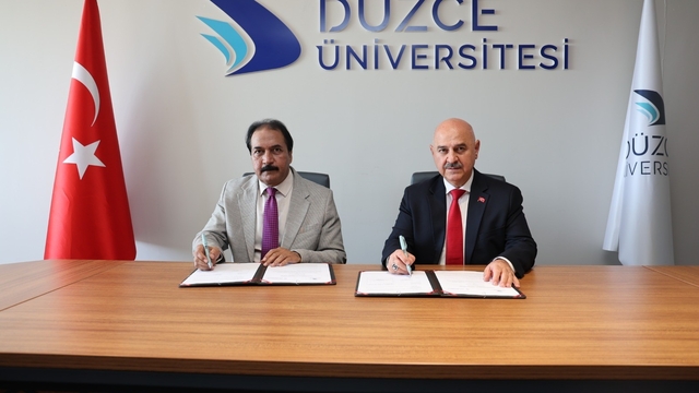 Düzce Üniversitesi ile City University arasında protokol