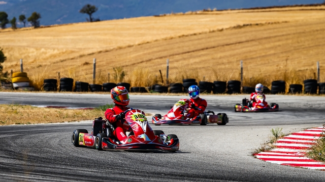 Dynamic Racing Team, karting şampiyonasında podyumda