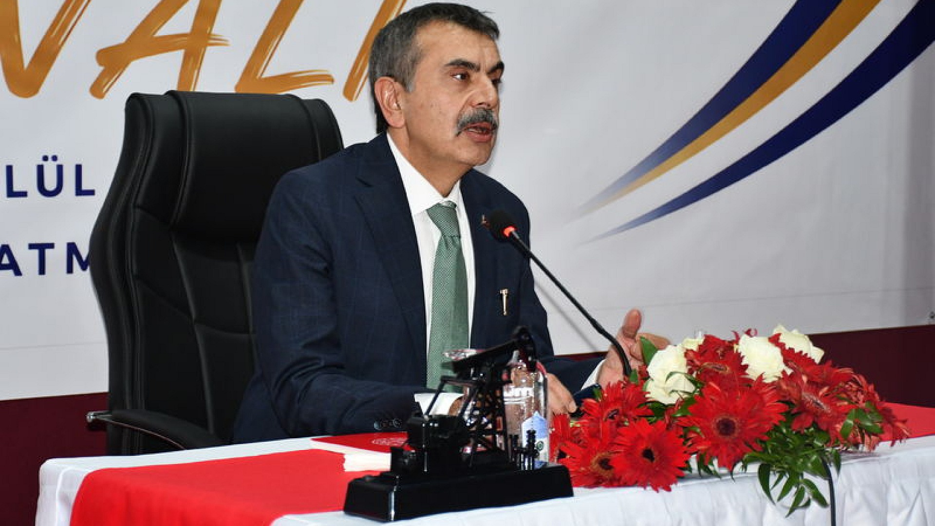 Eğitimde öğretmen yer değiştirme takvimi açıklandı