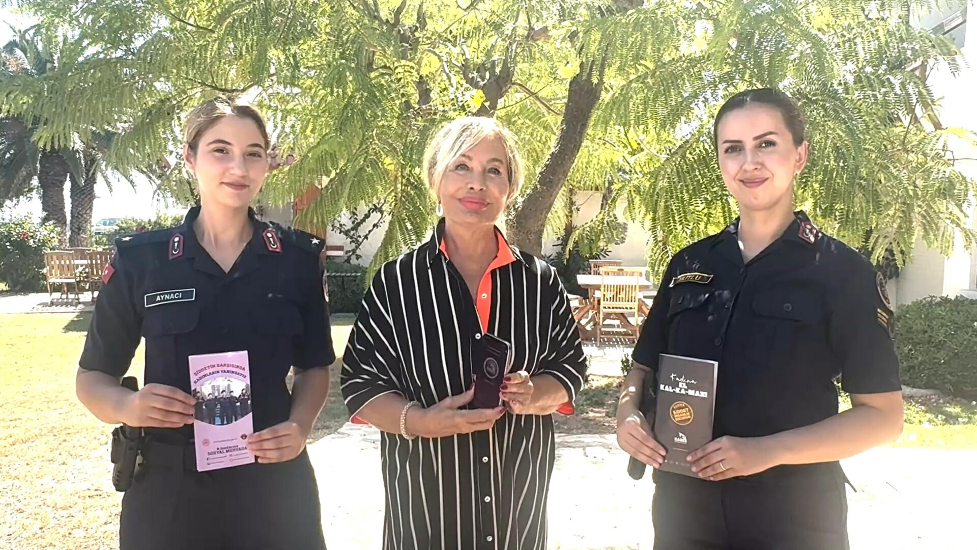 Emel Sayın, kadınlara KADES uygulamasını hatırlattı