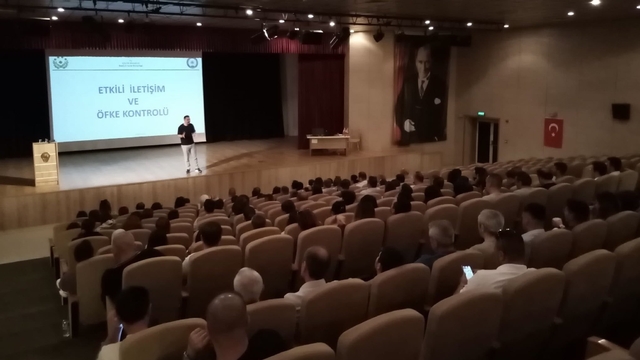 Eskişehir'de güvenlik personeline gelişim eğitimi verildi