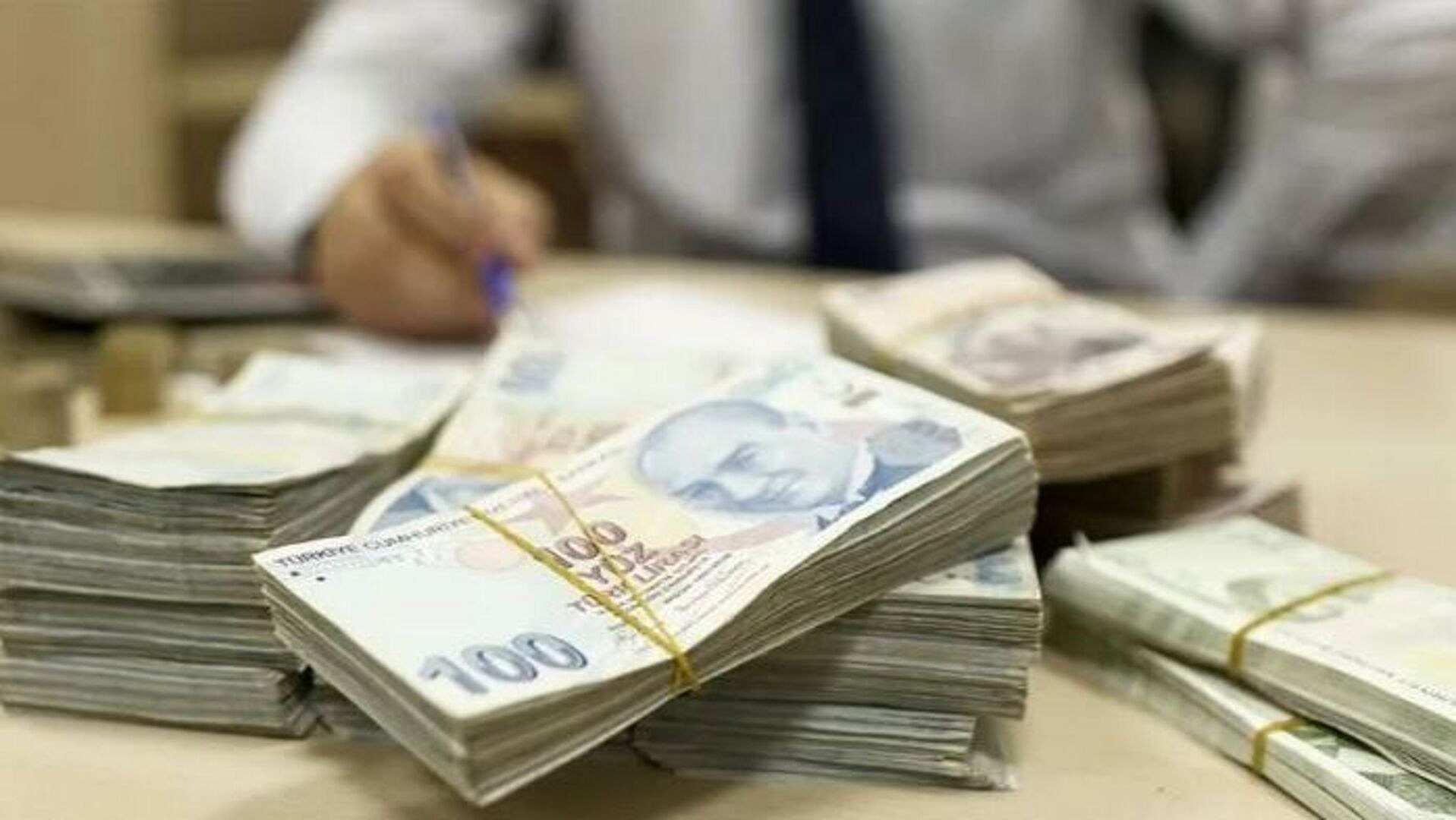 Esnafa 826,6 milyar lira kredi desteği sağlandı