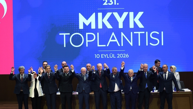 Felahiye ve Akkışla belediye başkanları AK Parti'ye katıldı