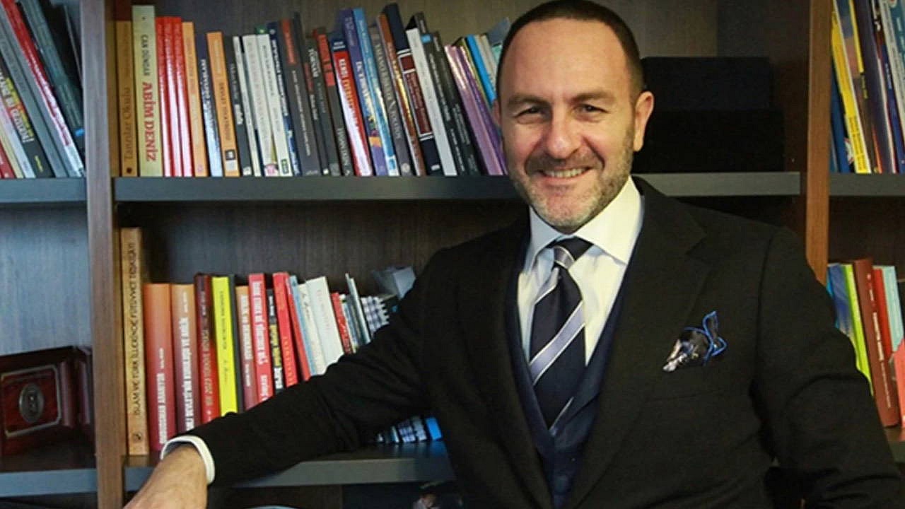 Fon soruşturmasında Emre Alkin'in gözaltı anları kamerada