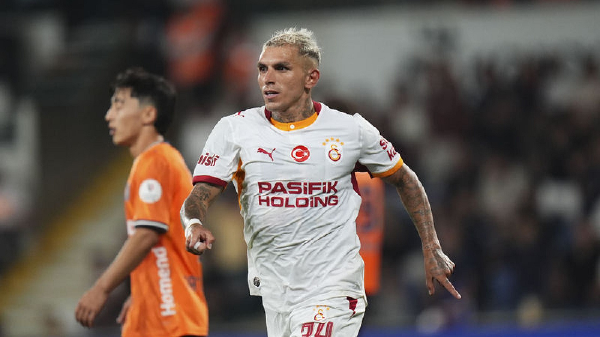Forlan, Torreira'yı milli takıma davet etti