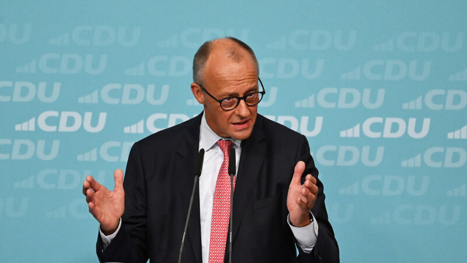 Friedrich Merz, görevde kalacağını ve reformları sürdürecek