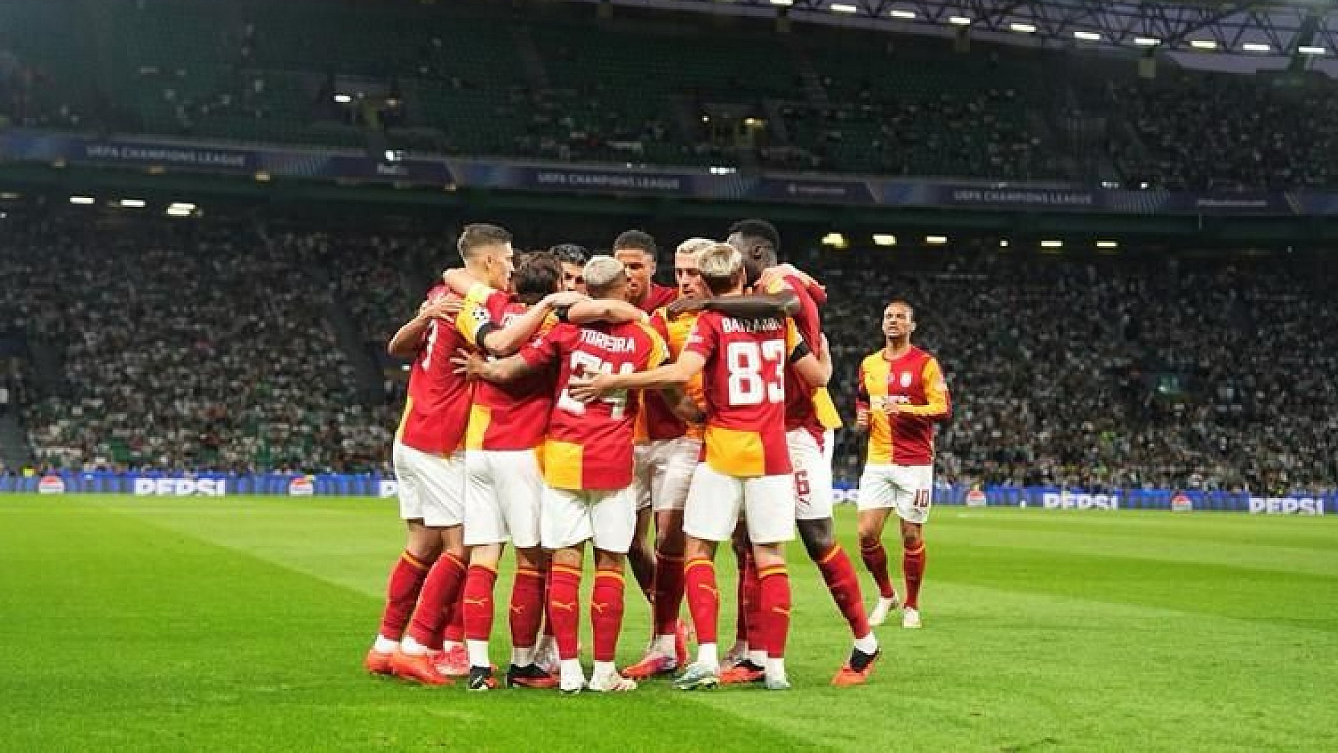 Galatasaray, Süper Lig'de zirveyi ele geçirdi