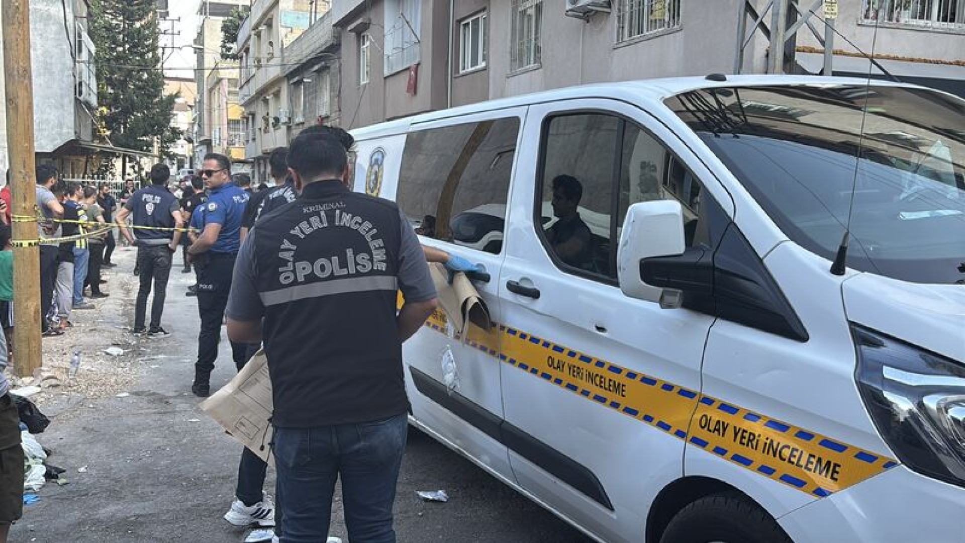 Gaziantep'te dehşet: Eşini öldüren adam 4 kişiyi yaraladı