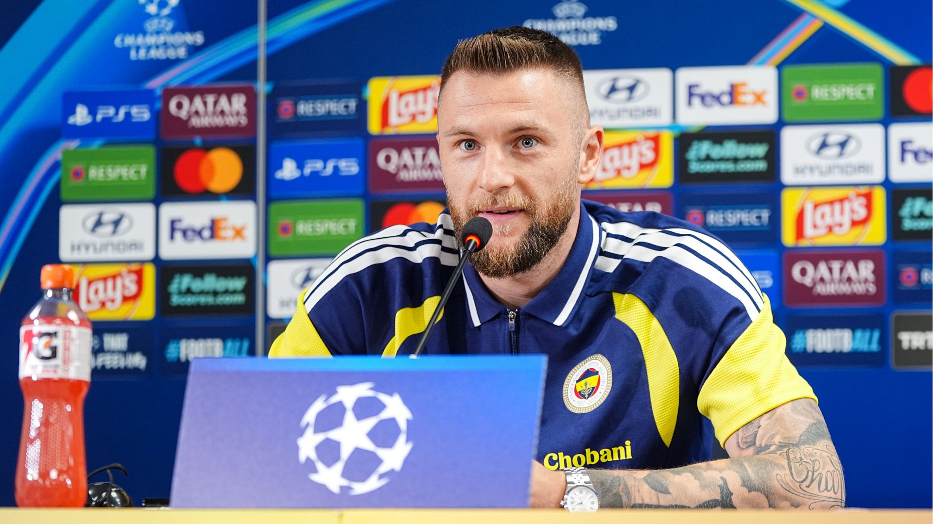 Fenerbahçe, Roma'yı ağırlayarak Şampiyonlar Ligi'ne dönüyor