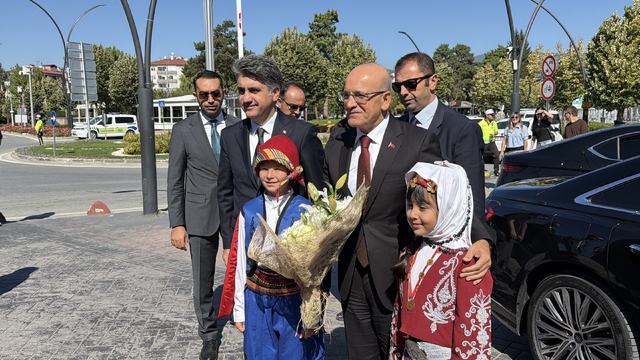 Hazine ve Maliye Bakanı Mehmet Şimşek Bolu’da ziyaret etti