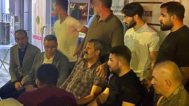 Iğdır'da askeri araç devrildi: 1 asker şehit, 2 yaralı