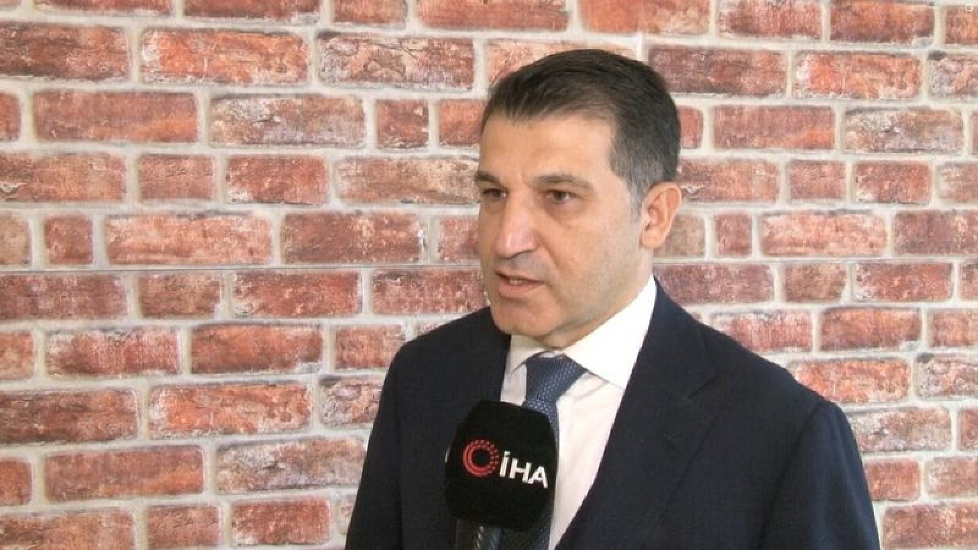 İş insanı Nihat Kırmızı, fon soruşturmasında gözaltına alındı