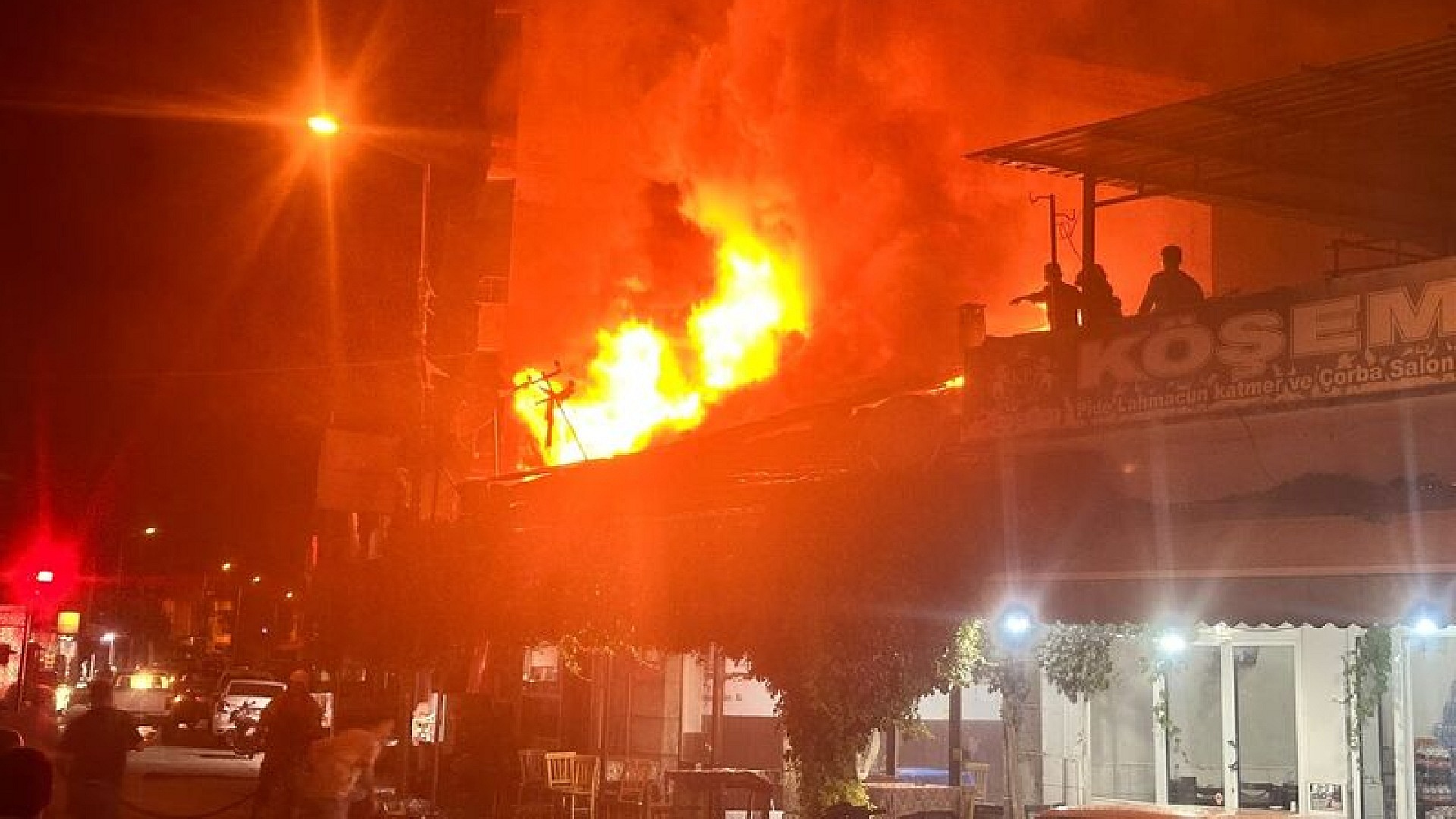İzmir'de ekmek fırınında çıkan yangın kontrol altına alındı