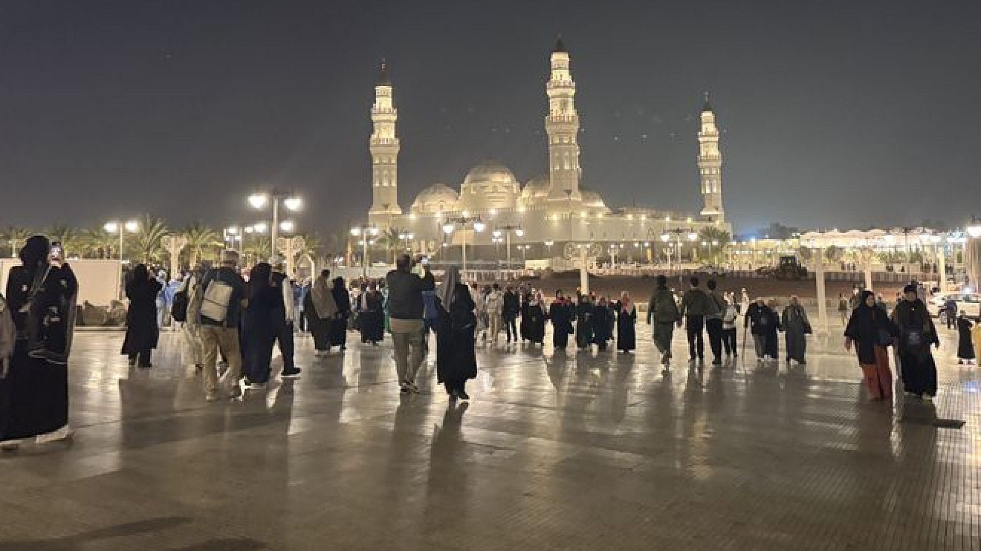 Kabe'deki olay nedeniyle 8 aydır Türkiye'ye dönemiyorlar
