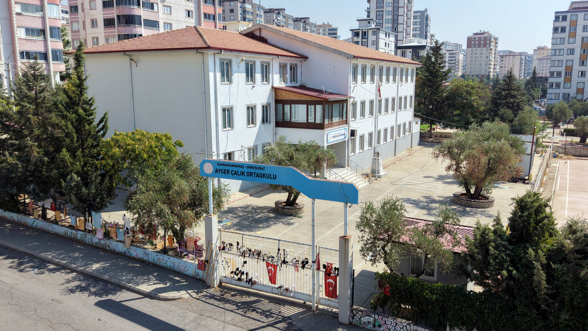 Kahramanmaraş'taki okul binası, İlçe Milli Eğitim oluyor