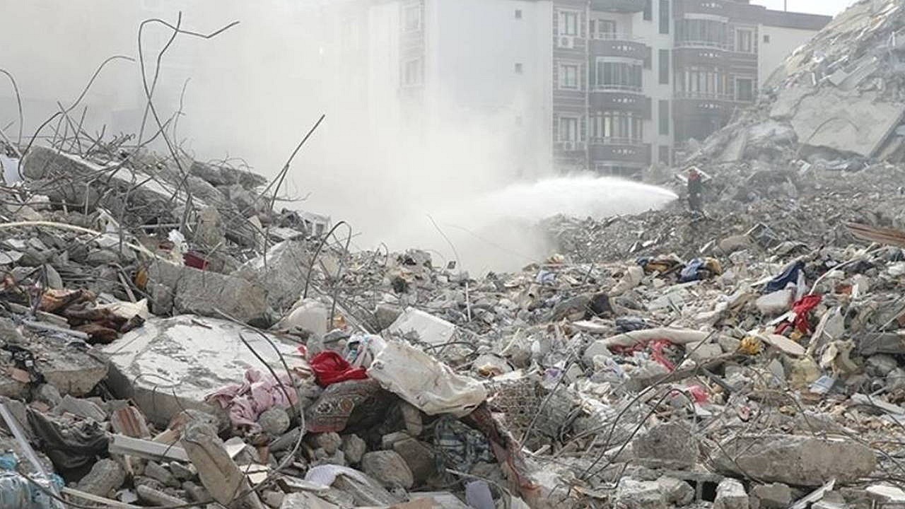 Kardaş Apartmanı davasında bilirkişi raporu 1 yıl gecikti