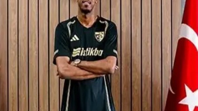Kayserisporlu Joshua Brenet, Curaçao milli takımına seçildi