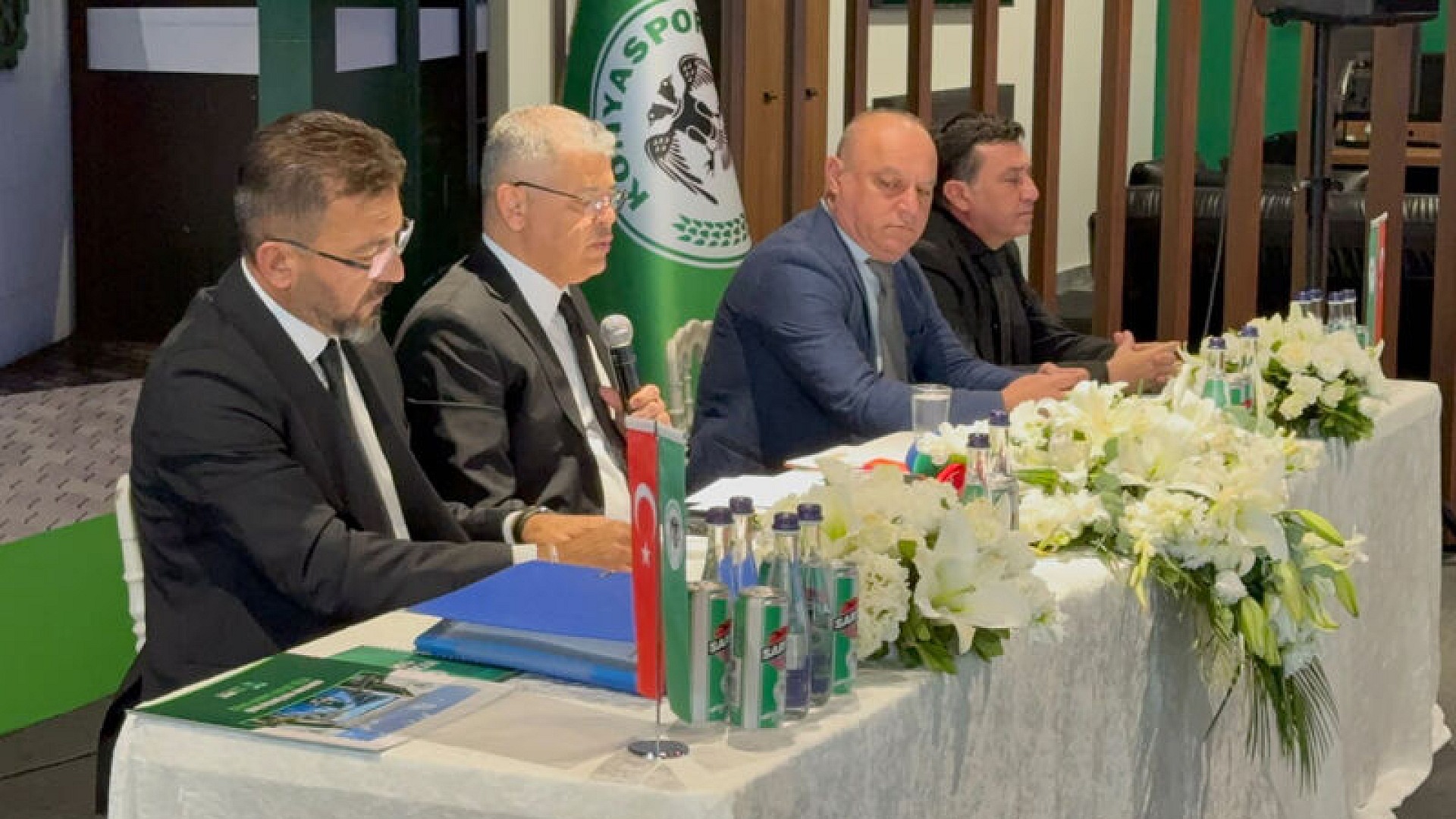 Konyaspor'un borcu 2.7 milyar TL olarak açıklandı