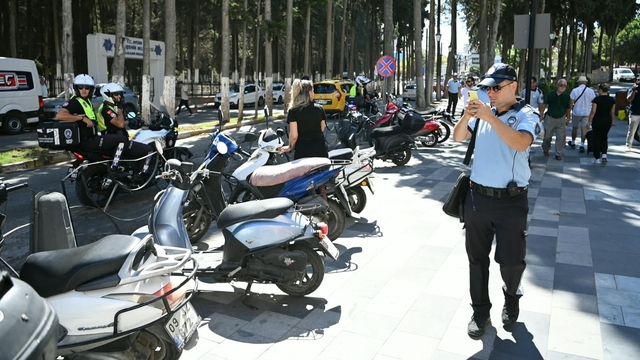 Kuşadası'nda sıfır işgaliye denetimi yapıldı